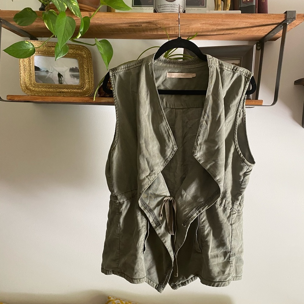 Max Jeans Hunter Green Vest - Picture 7 of 7